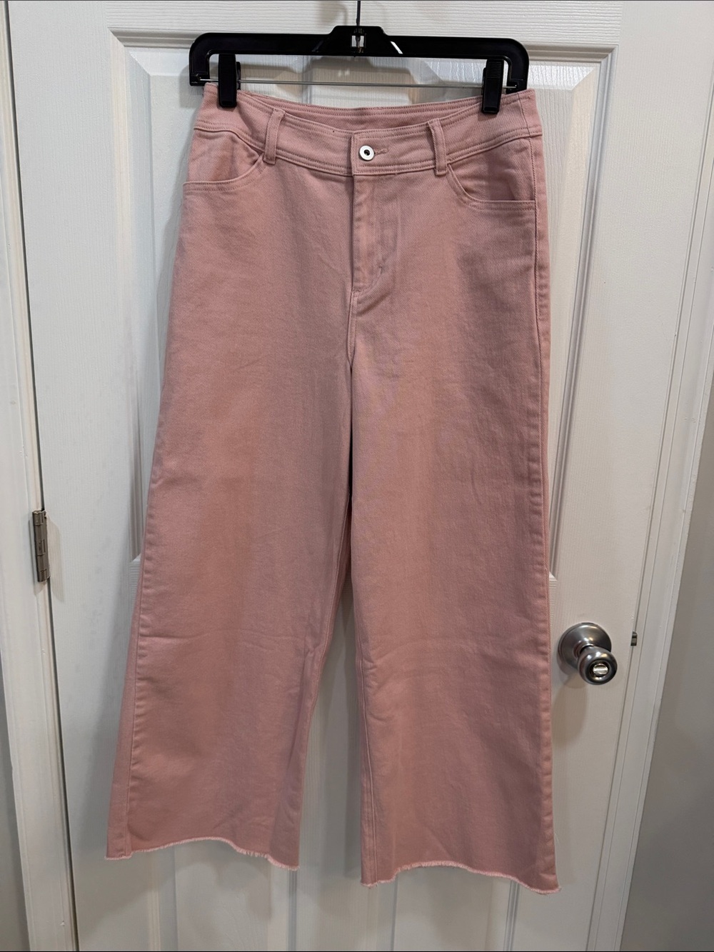 NWOT Boutique Brand Women's Wide-Leg Pink Jeans 10” Rise 24” Length
